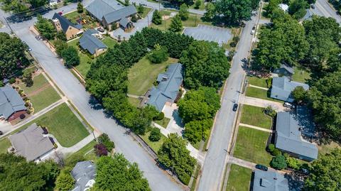 204 Lipscomb St, Gaffney, SC 29340 photo 26