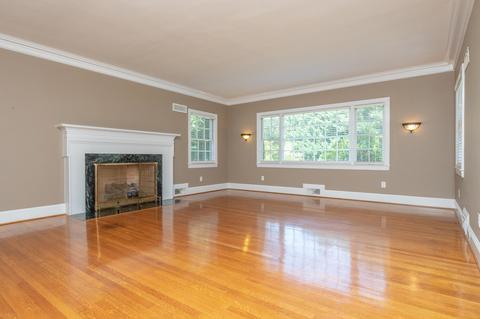 204 Lipscomb St, Gaffney, SC 29340 photo 10