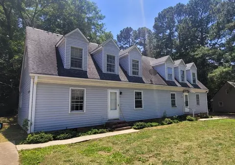 101 Carson Dr, Cowpens, SC 29330