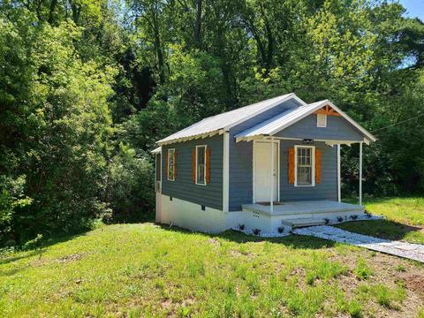 89 Oak St, Spartanburg, SC 29306