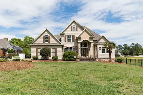 126 Maysons Cove Dr, Inman, SC 29349