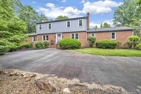 135 Nob Hill Rd, Spartanburg, SC 29307