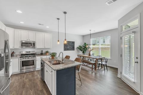38 Mendham Ln, Greer, SC 29650 photo 9