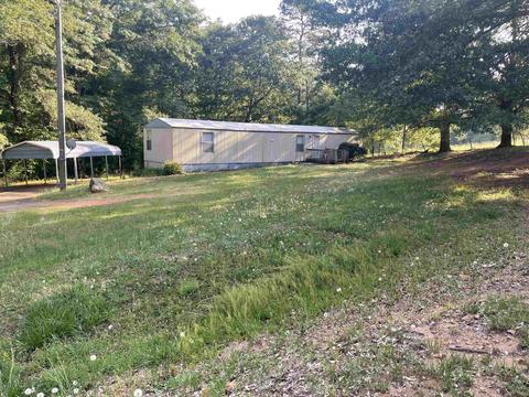 1231 Peachtree Rd, Chesnee, SC 29323