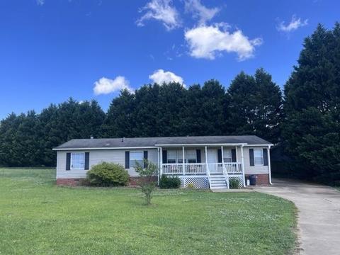 6 Farm Dell Ct, Greer, SC 29651