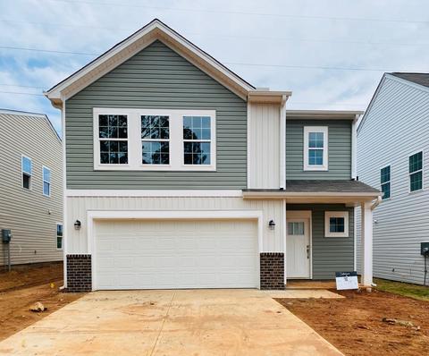 1426 Penrith Ct, Boiling Springs, SC 29316
