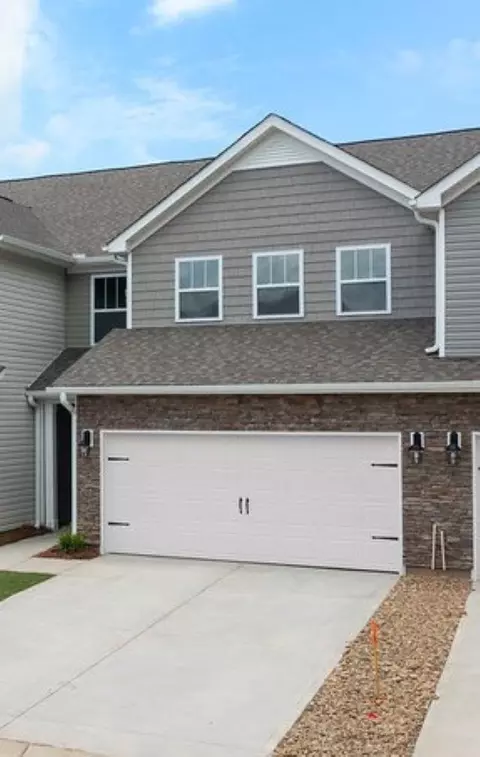 321 Cub Ct, Greenville, SC 29609