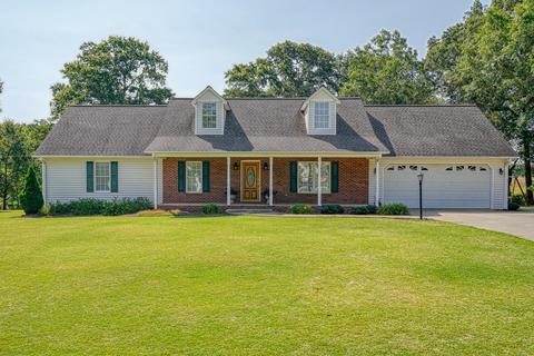 440 Sunburst Ln, Inman, SC 29349