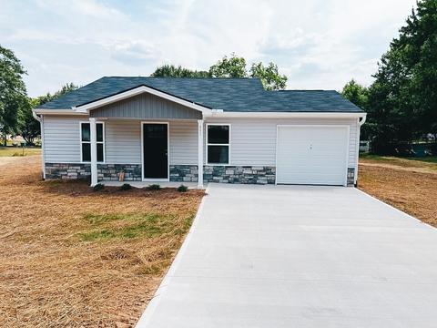 495 Laurens St, Chesnee, SC 29323