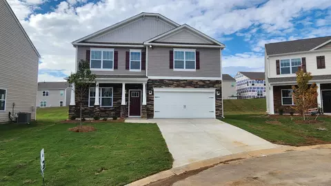 1915 Hunters Run, Woodruff, SC 29388