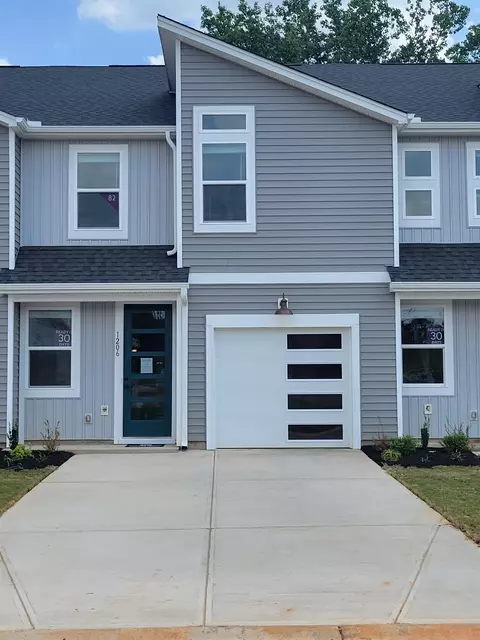 1206 Westgate Village Dr, Spartanburg, SC 29301