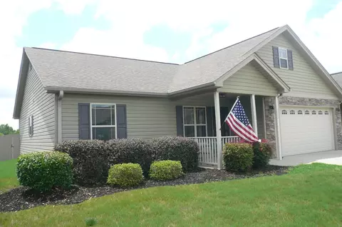 762 Bankston Dr, Boiling Springs, SC 29316