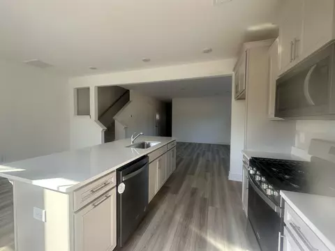 1537 Rivermeade Dr, Moore, SC 29369 photo 3