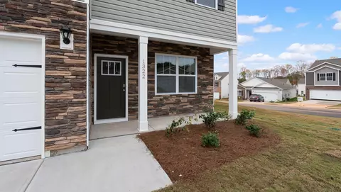 1322 Chamomile Ct, Lyman, SC 29365 photo 3