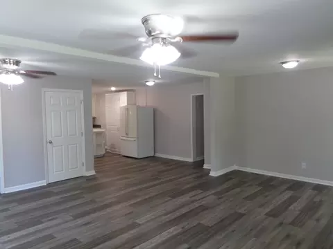 68 E Main St, Inman, SC 29349 photo 4
