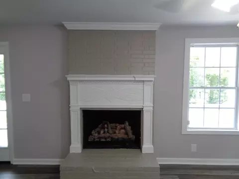 68 E Main St, Inman, SC 29349 photo 7