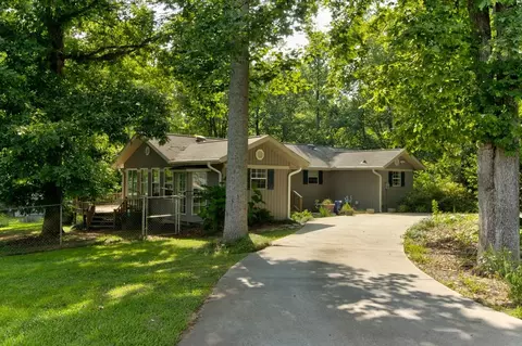 595 Berry Shoals Rd, Duncan, SC 29334