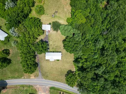 1734 Springfield Rd, Boiling Springs, SC 29316