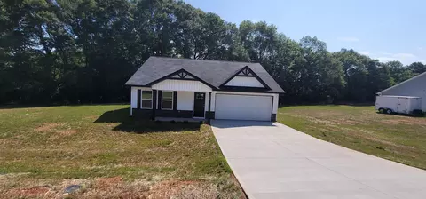 520 Cemetery Rd, Cowpens, SC 29330