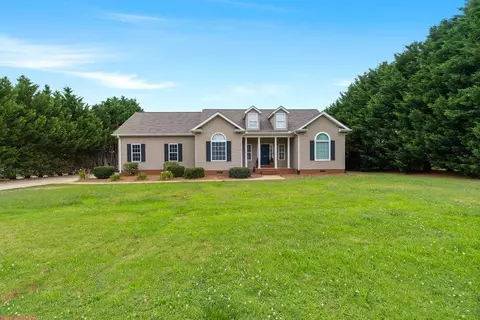 30 Pine Ridge Rd, Lyman, SC 29365