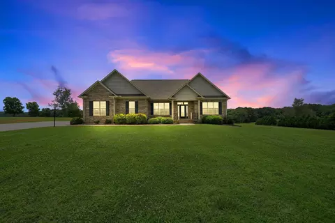 221 Robbs School Rd, Gaffney, SC 29341