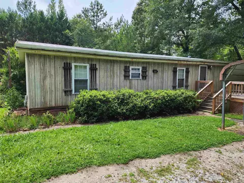 450 Charles St, Enoree, SC 29335