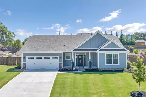 110 Ridgefield Ln, Greer, SC 29651