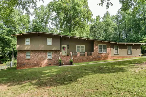 246 Heathwood Dr, Spartanburg, SC 29307