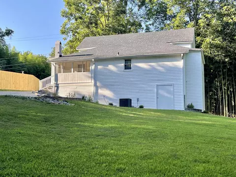 270 Jackson St, Glendale, SC 29346 photo 3