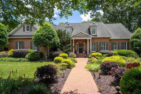 19 Bay Point Way, Taylors, SC 29687