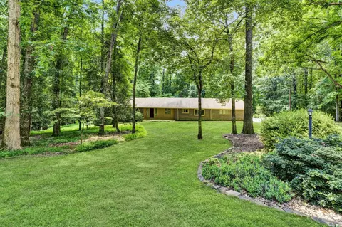 132 Oakwood Dr, Woodruff, SC 29388