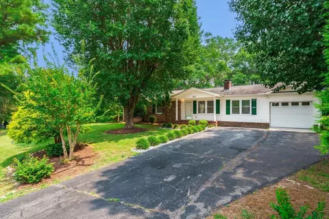 120 Rosewood Cir, Duncan, SC 29334