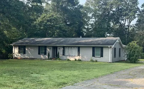 160 Meadowbrook Ln, Inman, SC 29349