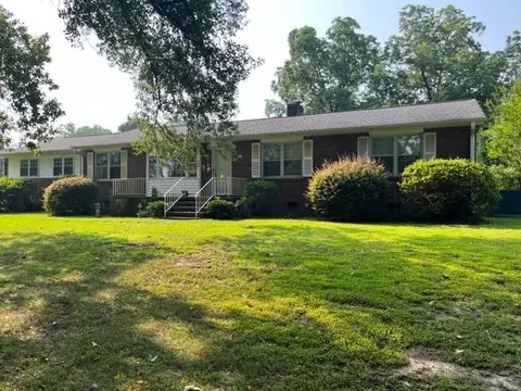 219 Arrowhead Cir, Spartanburg, SC 29301