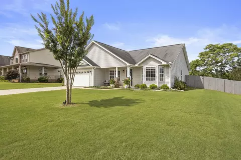 23 Rustcraft Dr, Greer, SC 29651 photo 2
