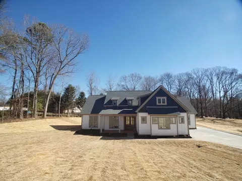 2347 Mays Bridge Rd, Greer, SC 29651