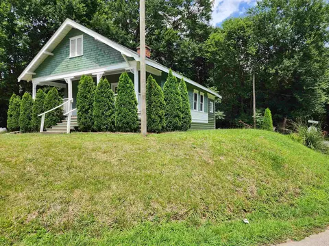 29 Oaktree Rd, Spartanburg, SC 29303