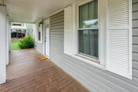 44 Chestnut St, Startex, SC 29377 photo 3