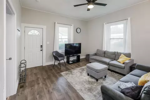 44 Chestnut St, Startex, SC 29377 photo 5