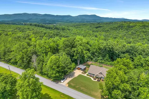 5136 Jordan Rd, Greer, SC 29651 photo 2