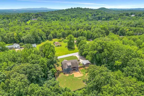 5136 Jordan Rd, Greer, SC 29651 photo 4