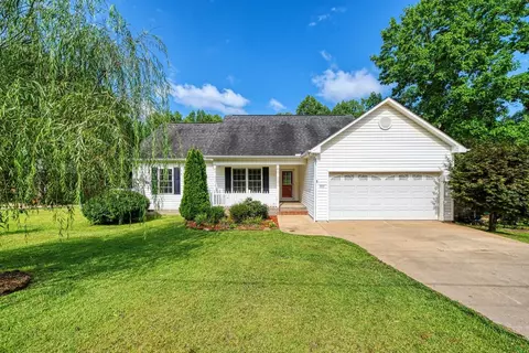 337 Bobo Rd, Wellford, SC 29385