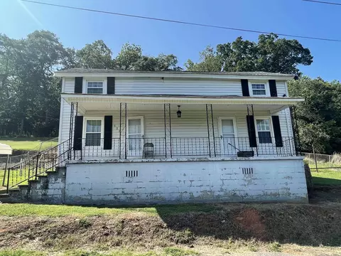 121 Lem Walker St, Spartanburg, SC 29319