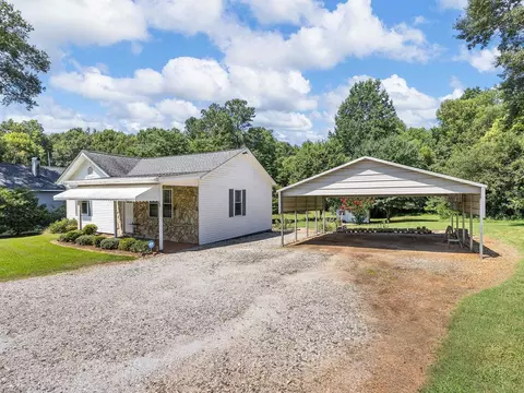 46 Chestnut St, Startex, SC 29377 photo 3