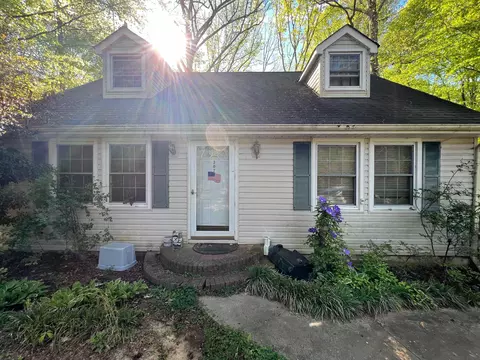 207 Old Detour Dr, Gaffney, SC 29341