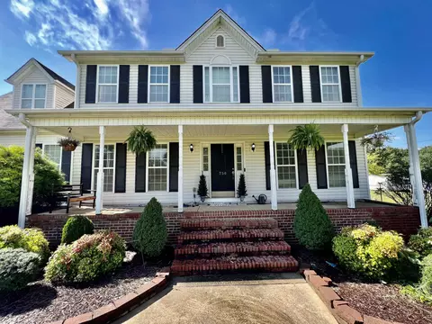 750 Old Island Ford Rd, Chesnee, SC 29323