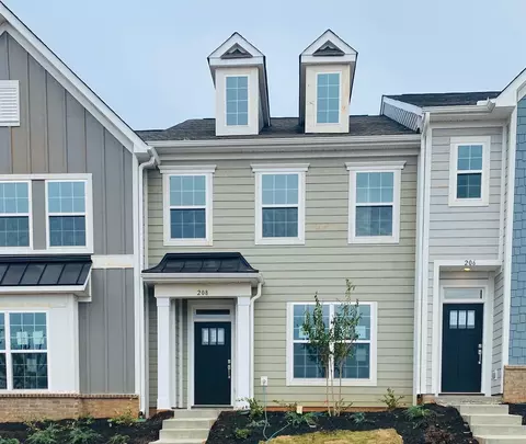 208 Wakelon Dr, Greer, SC 29651