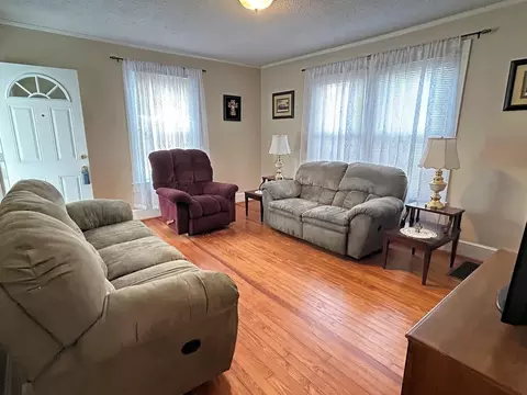 509 E Montgomery St, Gaffney, SC 29340 photo 5