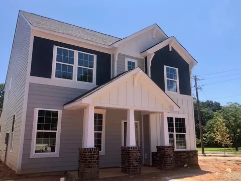 513 Corsac Ct, Fountain Inn, SC 29644