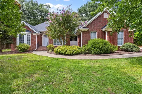 484 Moores Xing, Roebuck, SC 29376